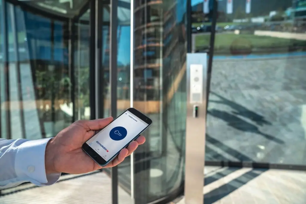 Dormakaba Steuerung per App